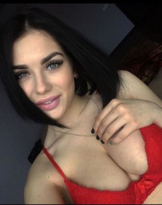 Карина, 8 978 095-77-32